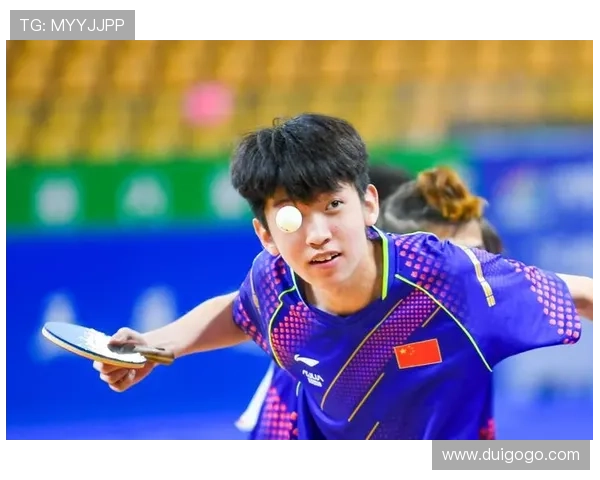 疯狂旋转与极限反应揭秘乒乓球赛场上令人窒息的高燃瞬间